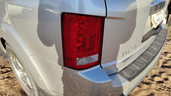 2009-2015 Honda Pilot Driver Left Tail Light Brake Lamp Oem Rear 33550Szaa01 — photo 4