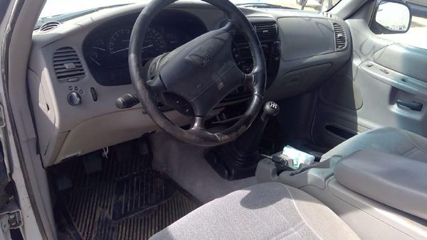 1998 Ford Explorer — vehicle photo 3