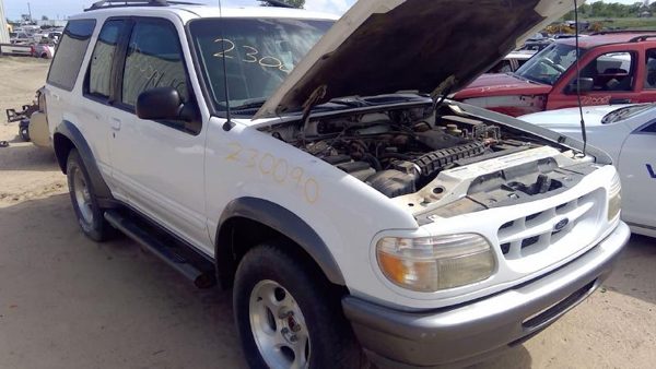 1998 Ford Explorer — vehicle photo 7