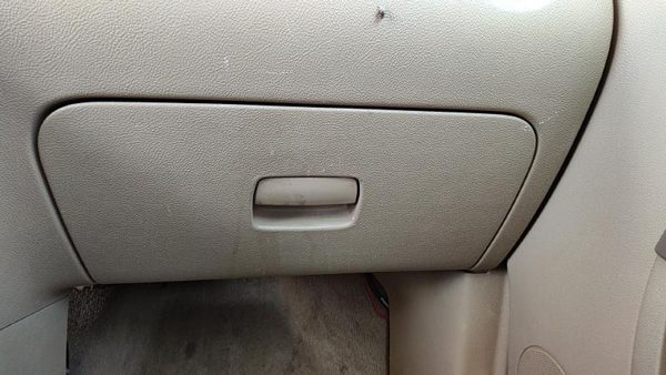 06-10 Chevy Hhr Glove Box Assembly Complete Door With Latch Oem Tan 32B 15823449 — photo 1