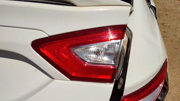2013-2016 Ford Fusion Passenger Right Inner Tail Light Brake Lamp Oem Rear — photo 2