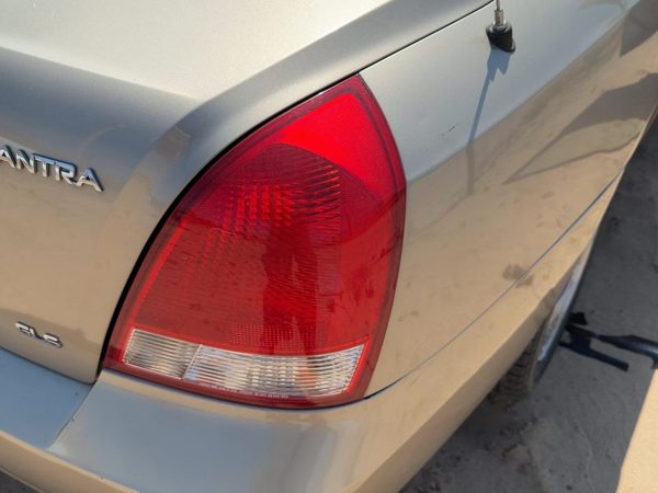 01-03 Elantra Passenger Right Outer Tail Light Brake Lamp Oem Rear Quarter Sedan — photo 2