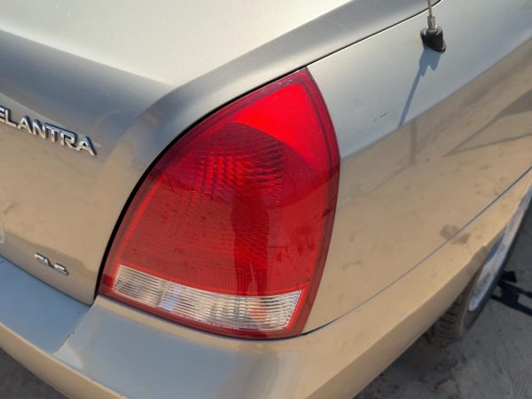 01-03 Elantra Passenger Right Outer Tail Light Brake Lamp Oem Rear Quarter Sedan — photo 3