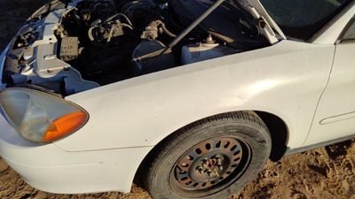 2000-2007 Ford Taurus Driver Left Front Fender Oem White Hail Yf1z16006aa