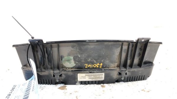 2006 Dodge Durango Speedometer Cluster Instrument Gauges Panel Oem Dash — photo 8