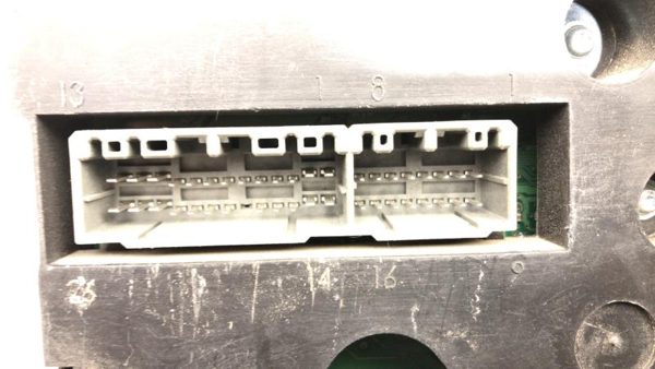2006 Dodge Durango Speedometer Cluster Instrument Gauges Panel Oem Dash — photo 11