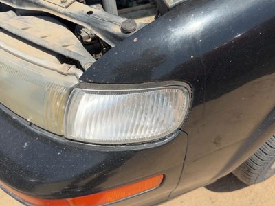 97-99 Nissan Maxima Driver Left Front Turn Signal Light Lamp Oem Fender Mounted