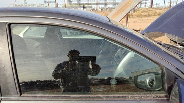 2013-2019 Nissan Versa Passenger Right Front Side Window Door Glass Oem — photo 4