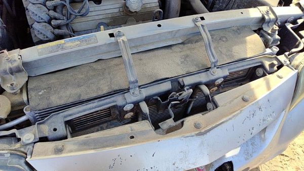 2000-2005 Pontiac Bonneville Hood Latch Assembly With Bracket Oem 25706782 — photo 1