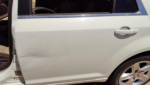 2011 Chevrolet Malibu Rear Door LH White 50U — photo 5