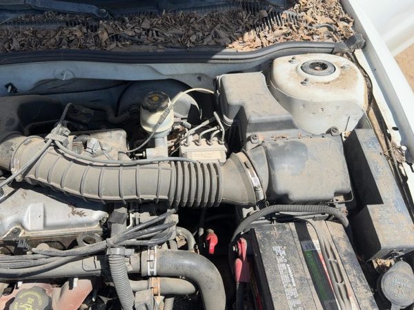 95-05 Cavalier Complete Air Intake Cleaner Filter Box Housing With Tube Oem 2.2L — photo 3