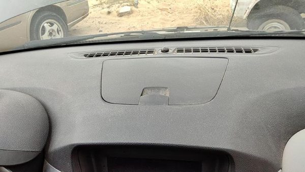 2011 Chevy Cruze Dash Panel Black Afb — photo 2