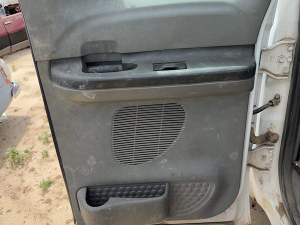 2005-2007 Ford F350 Passenger Right Rear Door Trim Panel Back Gray 6C3Z2827406Ba — photo 1