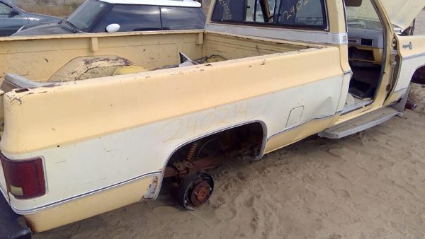 1979 Chevy Pickup 10 — vehicle photo 8