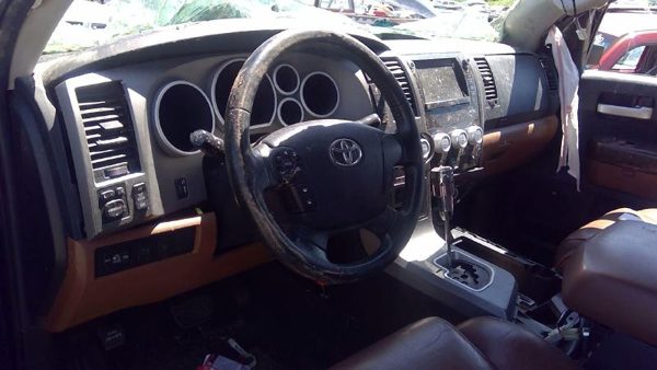 2011 Toyota Tundra — vehicle photo 6