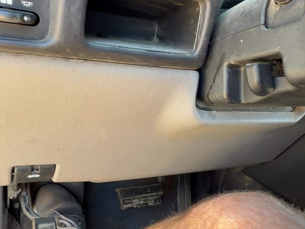 01-05 Chevy Venture Lower Dash Under Column Knee Bolster Trim Panel Oem Gray 14C — photo 4
