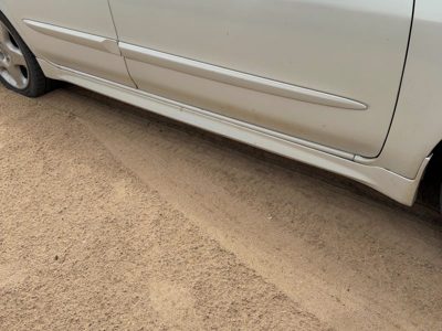 2000 Infiniti I30 Passenger Right Lower Rocker Panel Moulding Oem White