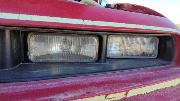 1993 Pontiac Grand Prix Headlamp Assembly LH — photo 4