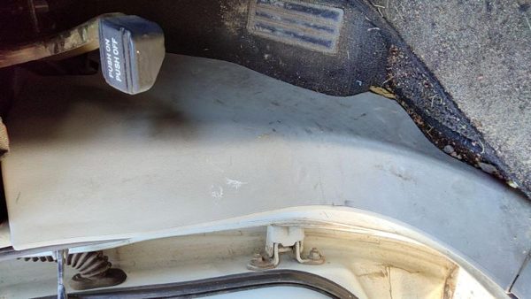 2004-2005 Nissan Titan Driver Left Lower Kick Trim Panel Oem W Graphite — photo 3