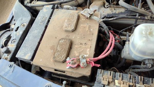 2002 Jeep Liberty Complete Battery Box Mount Tray Oem 3.7L 55360084Ab — photo 2