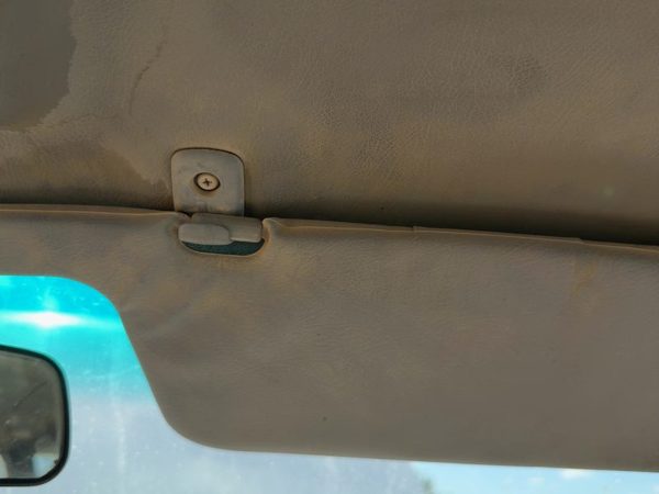 1994 Subaru Legacy RHD Passenger Right Sun Visor Oem — photo 4