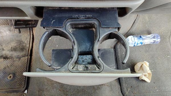 2003-2004 F350 Powerstroke Slide Out Dash Mounted Cup Holder Assembly Oem Gray — photo 3