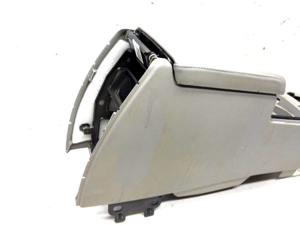 2005 Cadillac Sts Center Console Assembly Oem Arm Rest Fold Down Gray 132 — photo 13