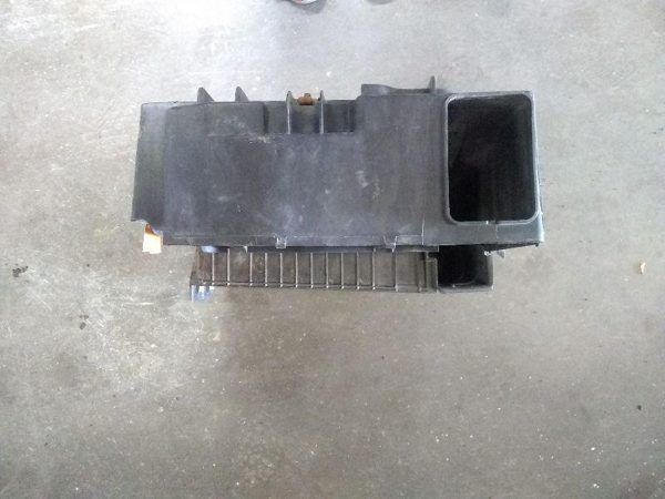 2001 Ford F-350 Super Duty Air Cleaner 7.3L Bottom Only Local Only — photo 6