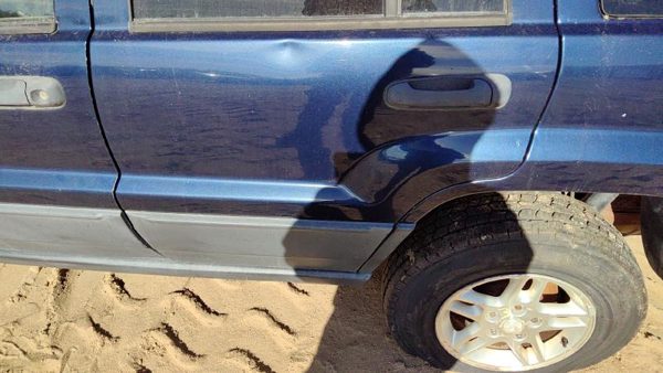 2004 Jeep Grand Cherokee Rear Door LH Blue PB8 — photo 3