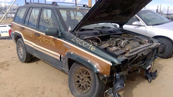 1993 Jeep Grand Wagoneer — vehicle photo 7