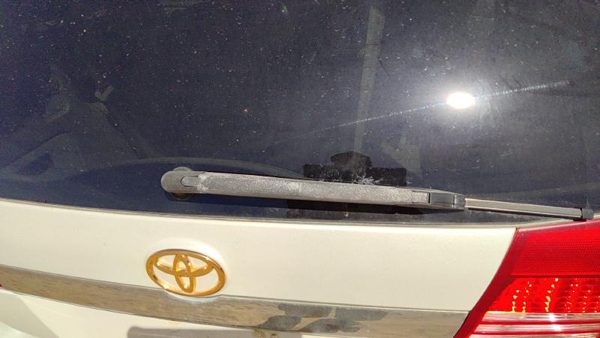 03-05 Toyota Sienna Back Glass Wiper Arm Oem Rear Window Blade Liftgate Hatch — photo 3