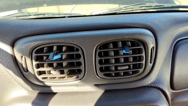 2002-2003 Chevy Trail Blazer Center Dash Heater Vent Assembly Oem Ac Gray 95D — photo 3
