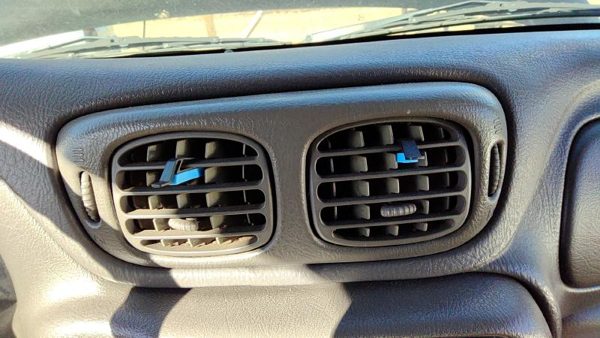 2002-2003 Chevy Trail Blazer Center Dash Heater Vent Assembly Oem Ac Gray 95D — photo 4