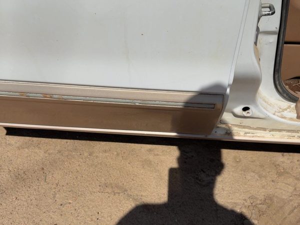 1996-1998 Mercury Villager Passenger Right Rear Moulding From Door Oem Back — photo 2