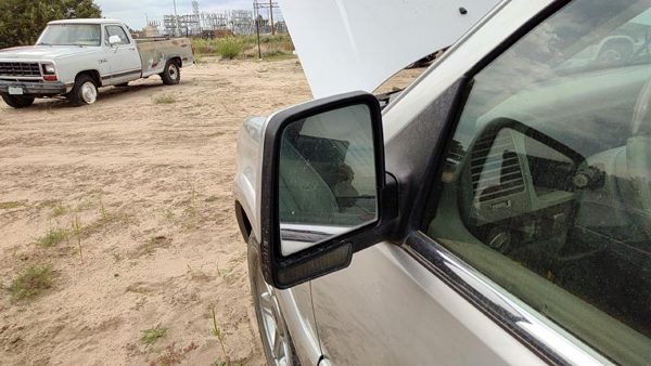 2003-2005 Lincoln Aviator Driver Left Side Mirror Door Mounted Oem Silver Jp — photo 2