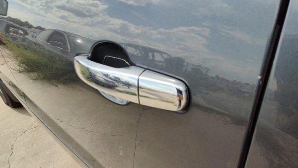 2010 Chevrolet Traverse Outside Door Handle LH Chevy 57U Cyber Gray — photo 2