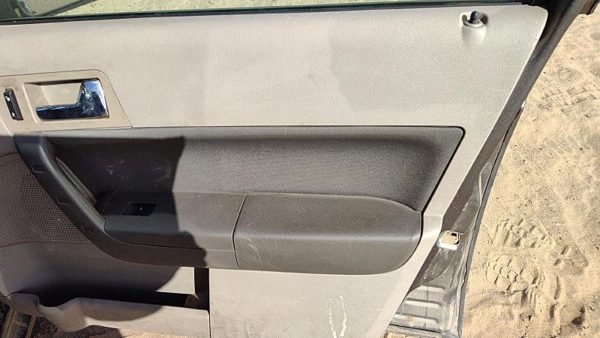 08-11 Focus Passenger Right Front Door Trim Panel With Switches Sedan Gray Gs — photo 3