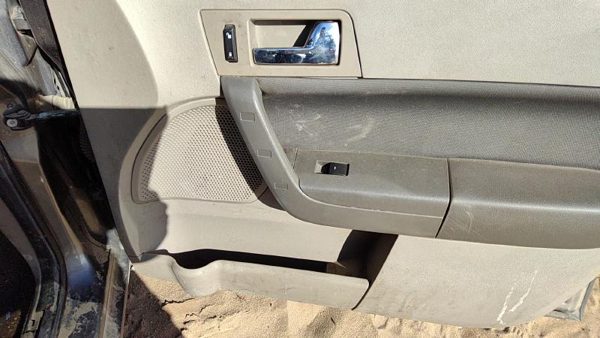 08-11 Focus Passenger Right Front Door Trim Panel With Switches Sedan Gray Gs — photo 5