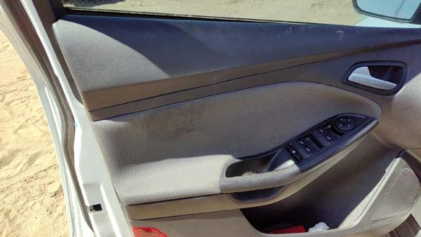 13-14 Focus Ford Driver Front Door Trim Panel With Master Switch Black Ew — photo 2