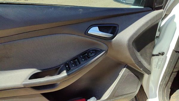 13-14 Focus Ford Driver Front Door Trim Panel With Master Switch Black Ew — photo 4