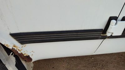1992-1996 Gmc Van 3500 Passenger Right Rear Moulding On Quarter Panel Oem