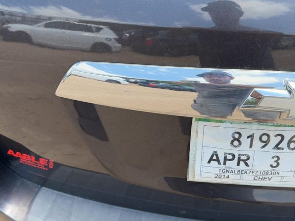 2014 Chevy Equinox License Plate Trim Surround Panel Oem Tail Trunk Finish — photo 5
