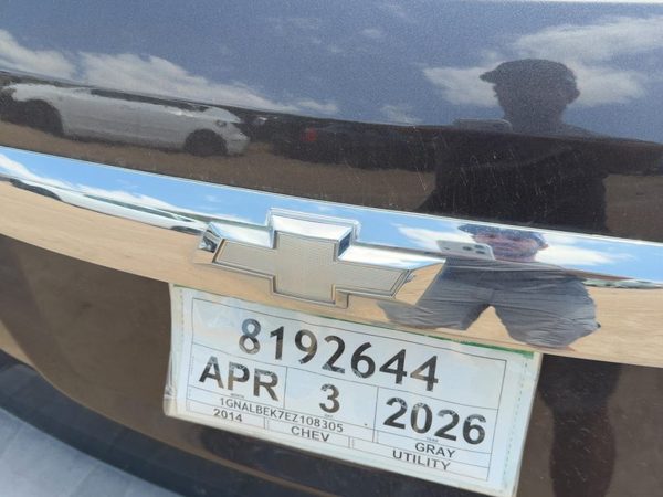 2014 Chevy Equinox License Plate Trim Surround Panel Oem Tail Trunk Finish — photo 6