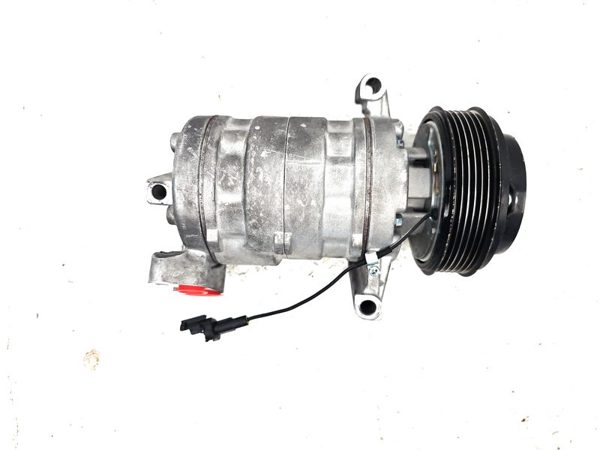2009-2012 Nissan Versa Ac Compressor Air Conditioner Pump Assembly Oem 1.8L — photo 4