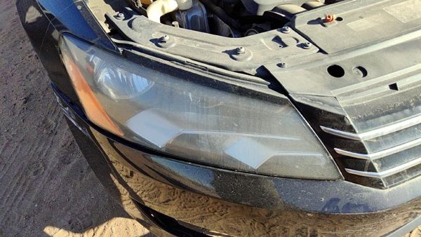 2012-2015 Vw Passat Passenger Right Head Light Oem Front Lamp 561941006D — photo 1