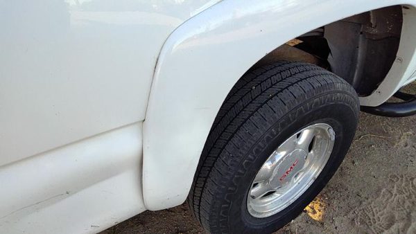 2001-2006 Chevy Suburban Passenger Right Rear Wheel Flare Moulding Oem Back — photo 7