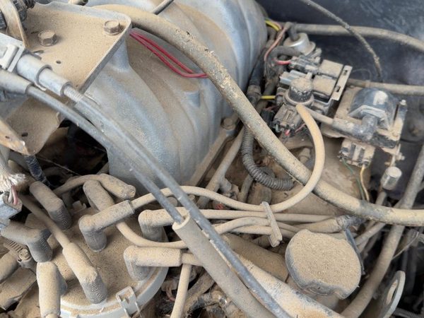1985-2003 Ford F150 Complete Fuel Rail With Injectors Set Loaded Oem 5.0L — photo 3