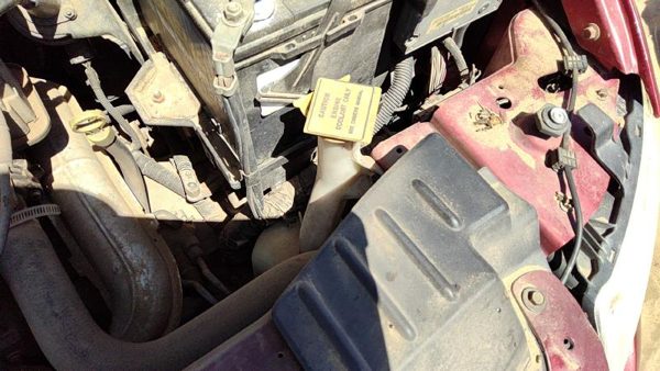 04-07 Chrysler Town Country Coolant Reservoir Radiator Overflow Tank Bottle Oem — photo 2