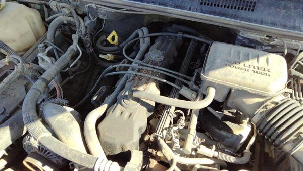 1999-2004 Jeep Grand Cherokee Valve Cover Oem 4.0L 53020323 — photo 4