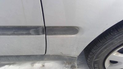 1996-2000 Honda Civic Passenger Right Moulding From Fender Oem Trim Strip